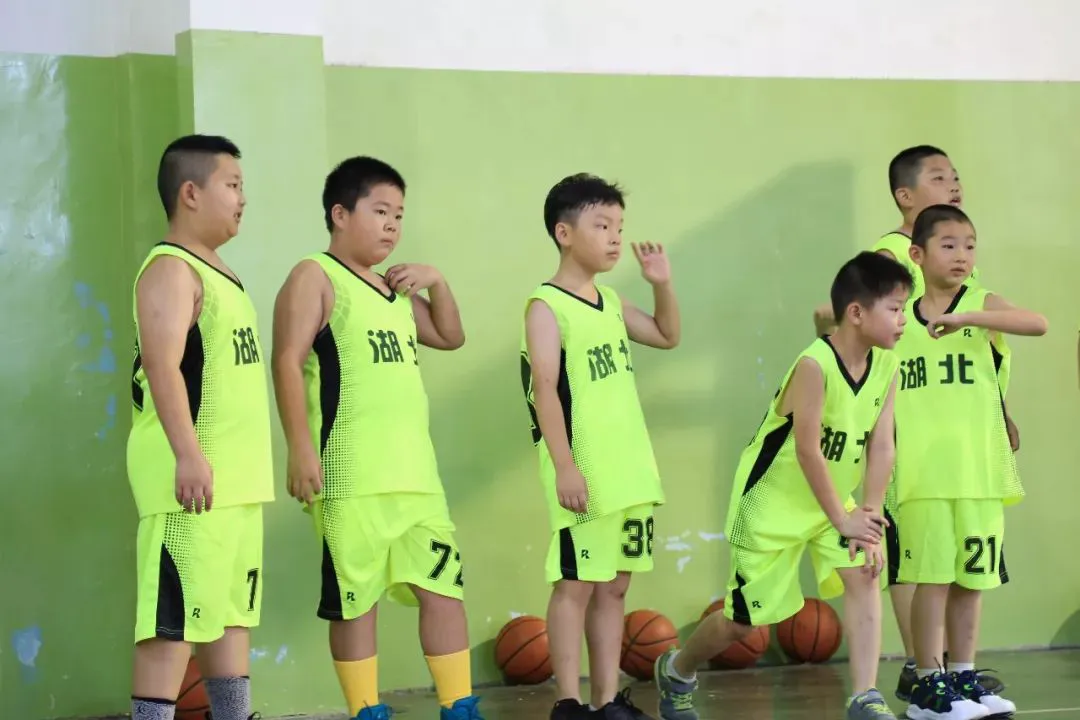 为什么参加篮球辅导可以帮助孩子更好地成长_1
